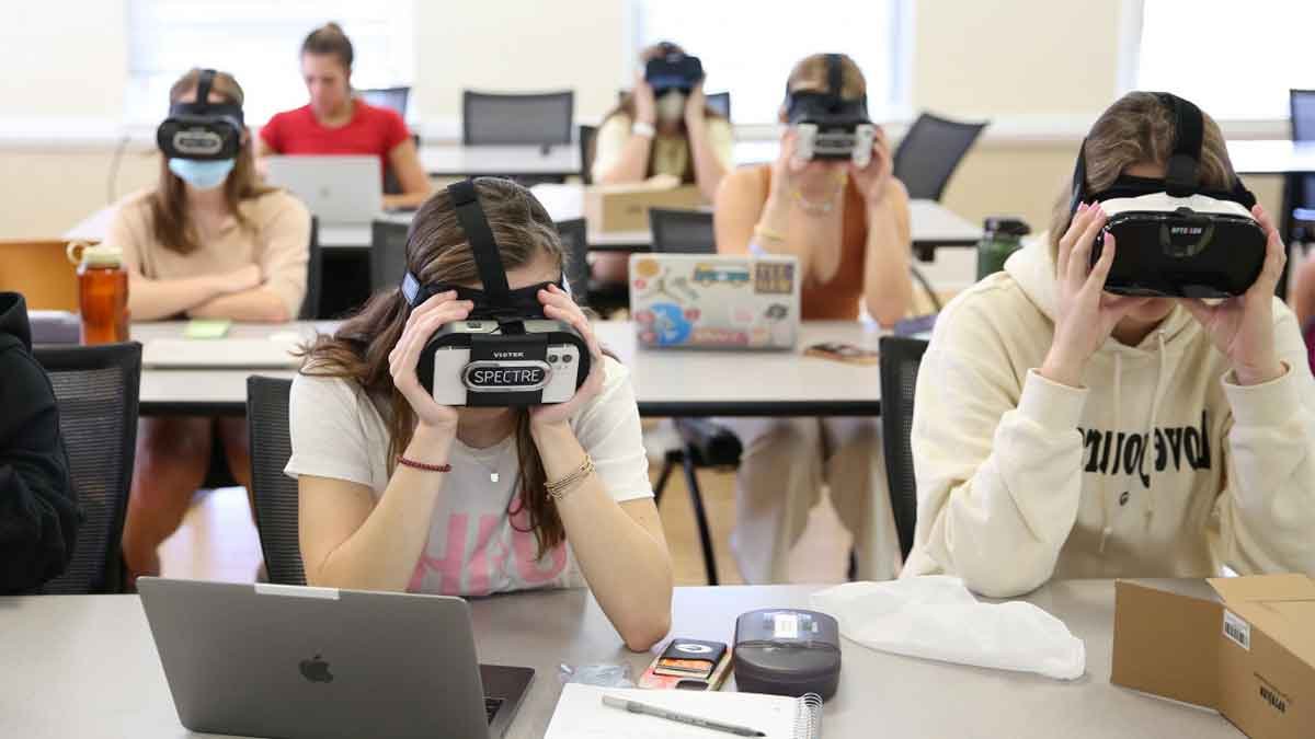 Virtual Reality Classes
