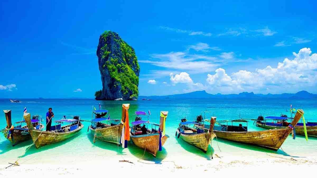 Visa-Free Visit for Pakistanis