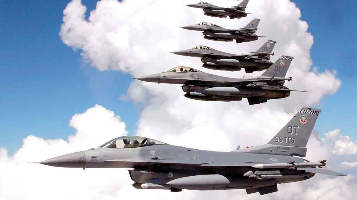F-16