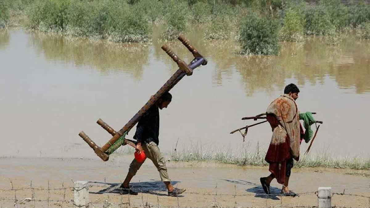 flood-hit farmers