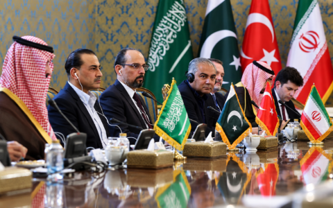 Pakistan Army Chief Holds Regional Security Talks With Iranian, Saudi and Turkish Officials in Tehran
